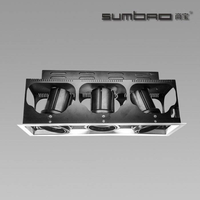 DW030-3 SUMBAO Professional Multi- Head Square Trim Recessed 24W/30W Spotlights for High End Retail Shops